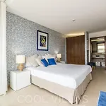 Ocean's Nest - Walking Distance To