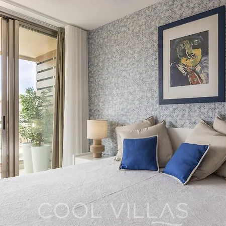 Ocean's Nest - Walking Distance To Apartment