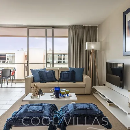 Ocean's Nest - Walking Distance To *