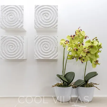 Ocean's Nest - Walking Distance To Апартаменты